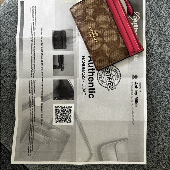 Coach Mini Skinny Id Case In Signature Canvas NWT - Picture 7 of 8